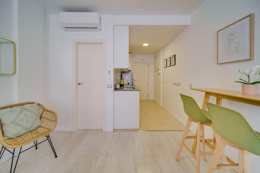 Sophisticated Studio In The Center Of Malaga Exterior photo